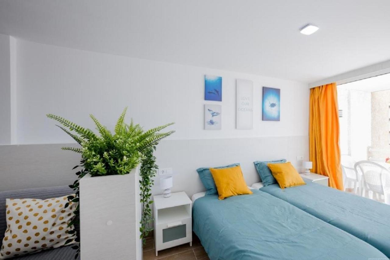 319 Modern Accommodation,Sea View, Wi Fi And Pool Playa de las Americas  Exterior photo